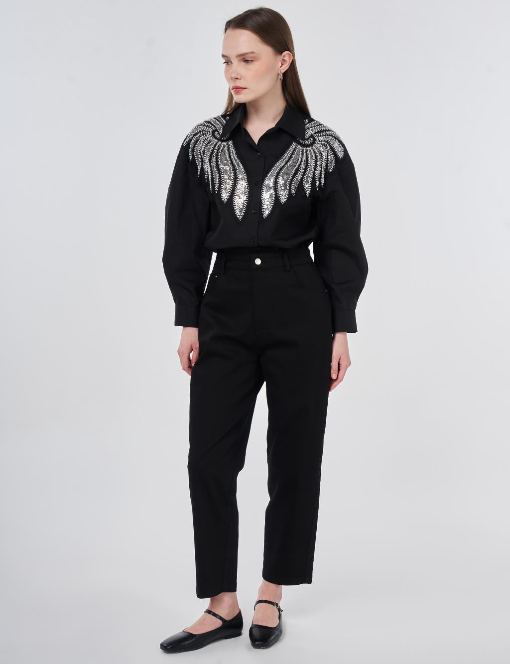 Carrot Fit Trousers Black 