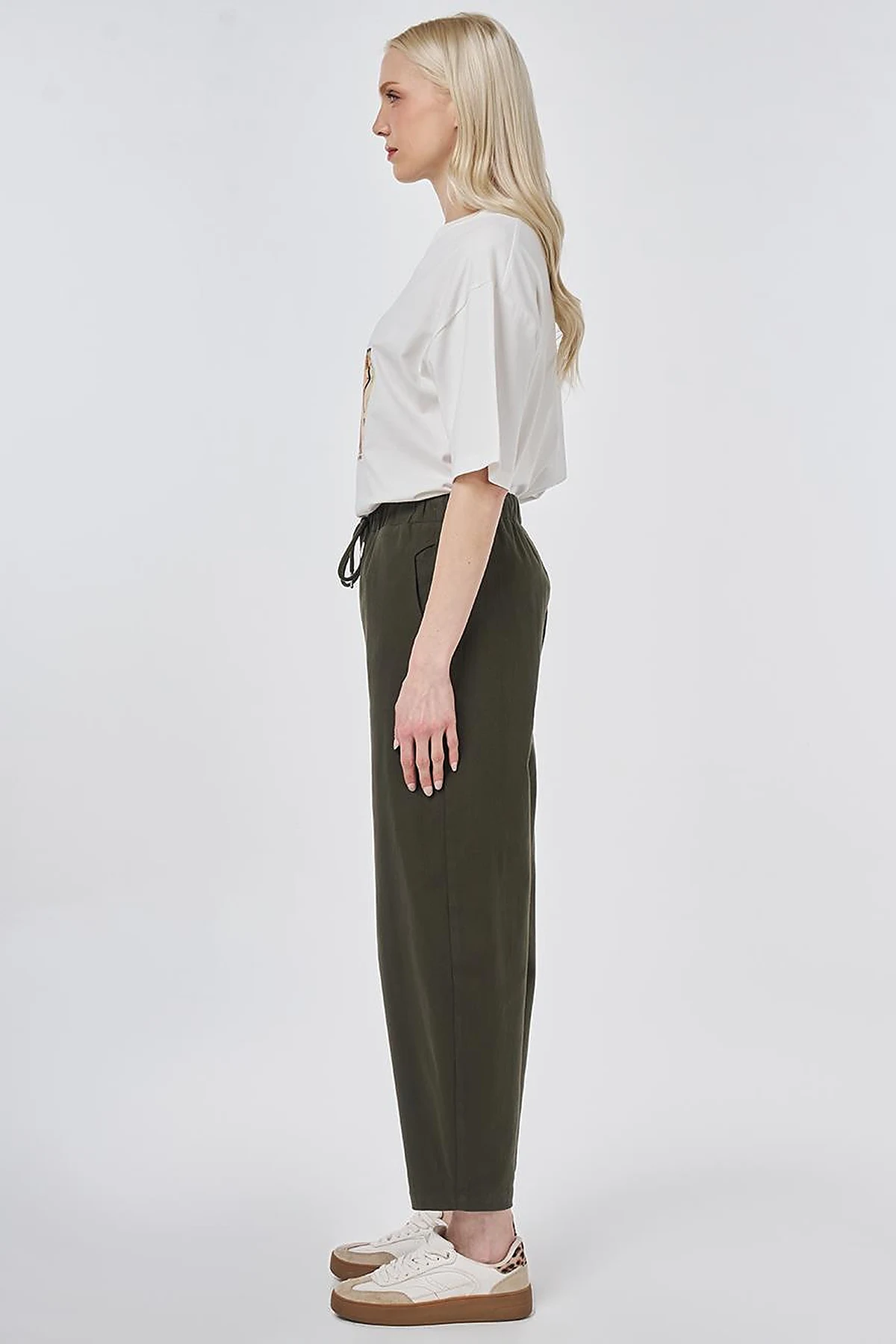 Elastic Waist Carrot Fit Trousers Dark Khaki
