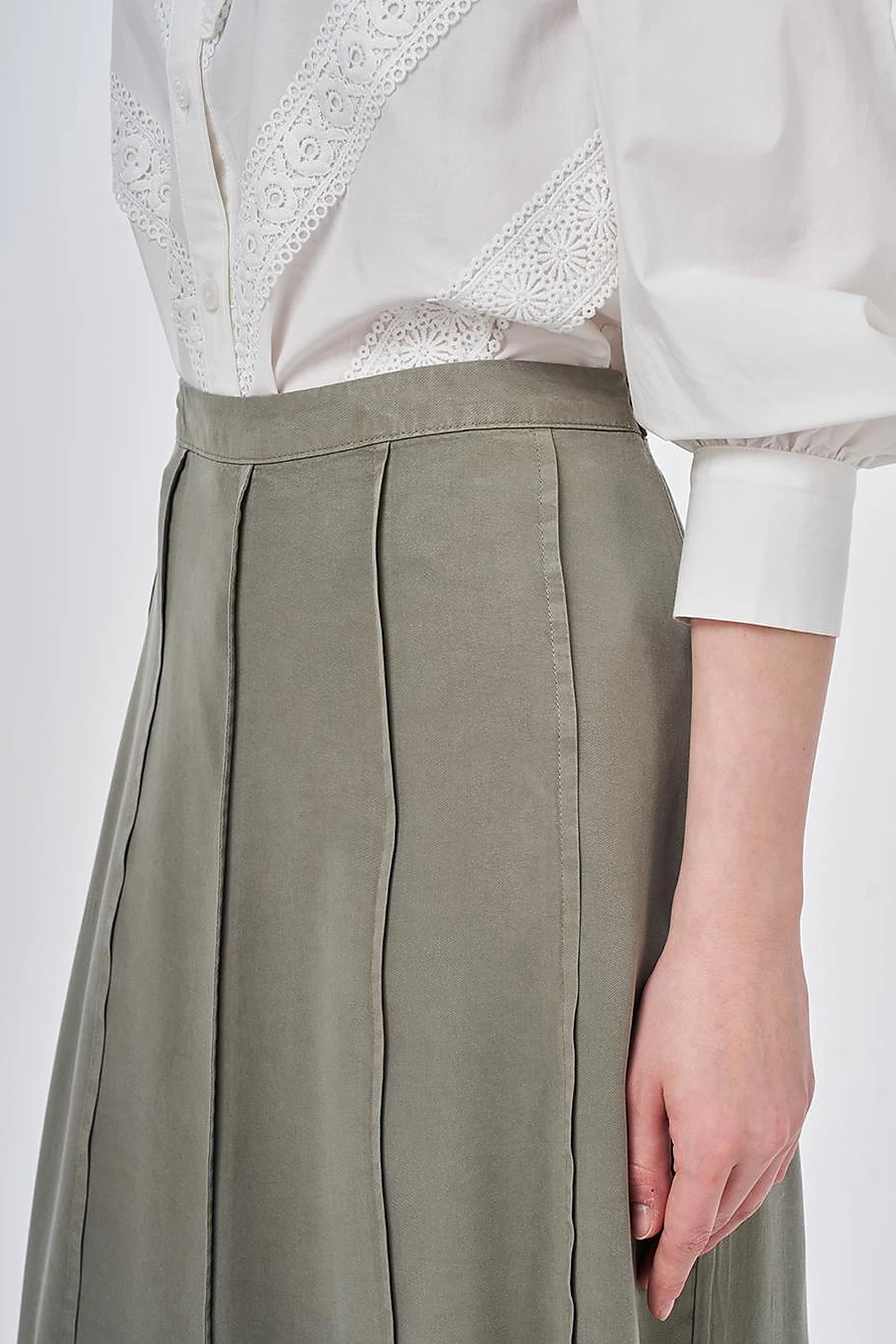 100% Lyocell Piece Stitched Skirt Khaki