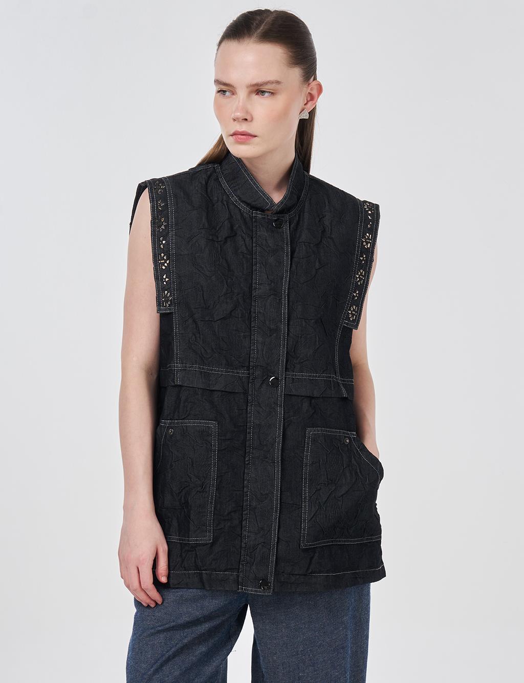 Hotfix Baskılı Kabartma Desen Yelek Siyah