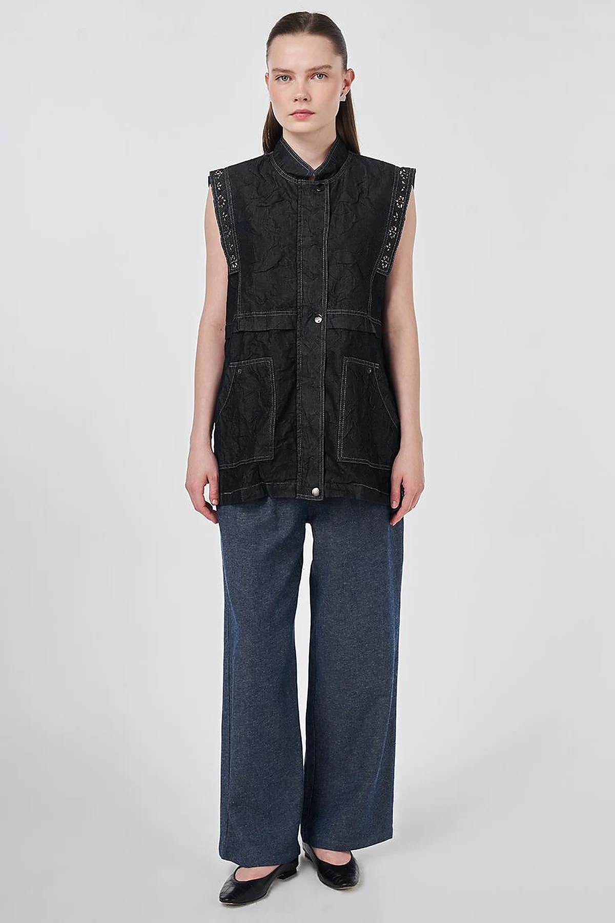 Hotfix Printed Embossed Pattern Vest Black