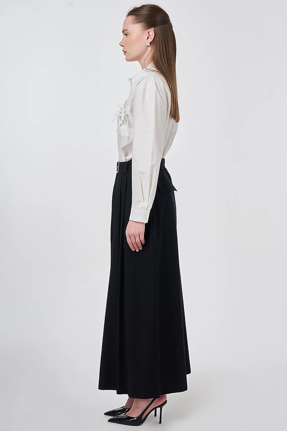 Buckle Detail Bell Skirt Black
