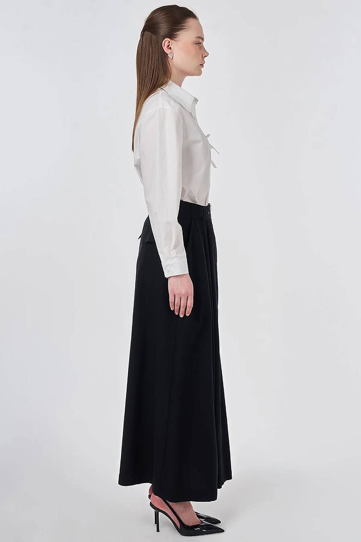Buckle Detail Bell Skirt Black