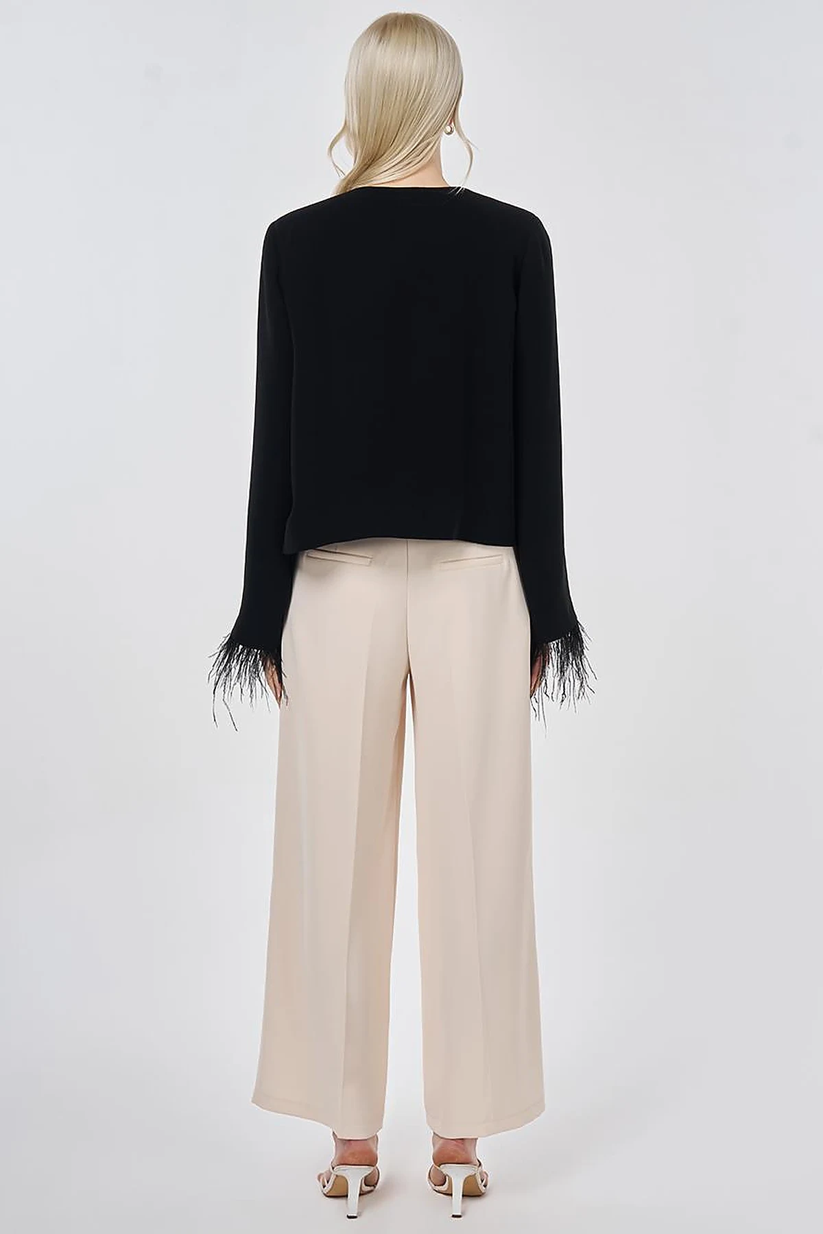 Ostrich-Detail Elegant Jacket Black