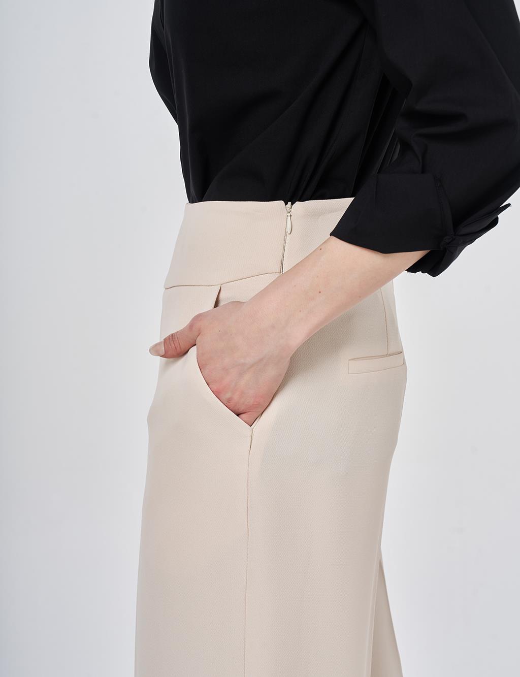 Basic Relaxed Fit Trousers Cream