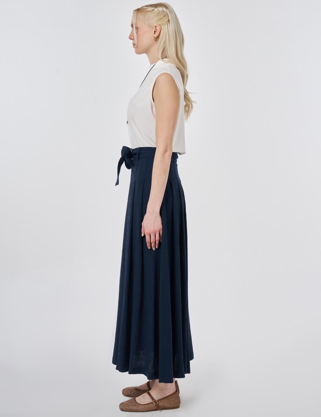 Belted Crinkle Skirt Dark Navy