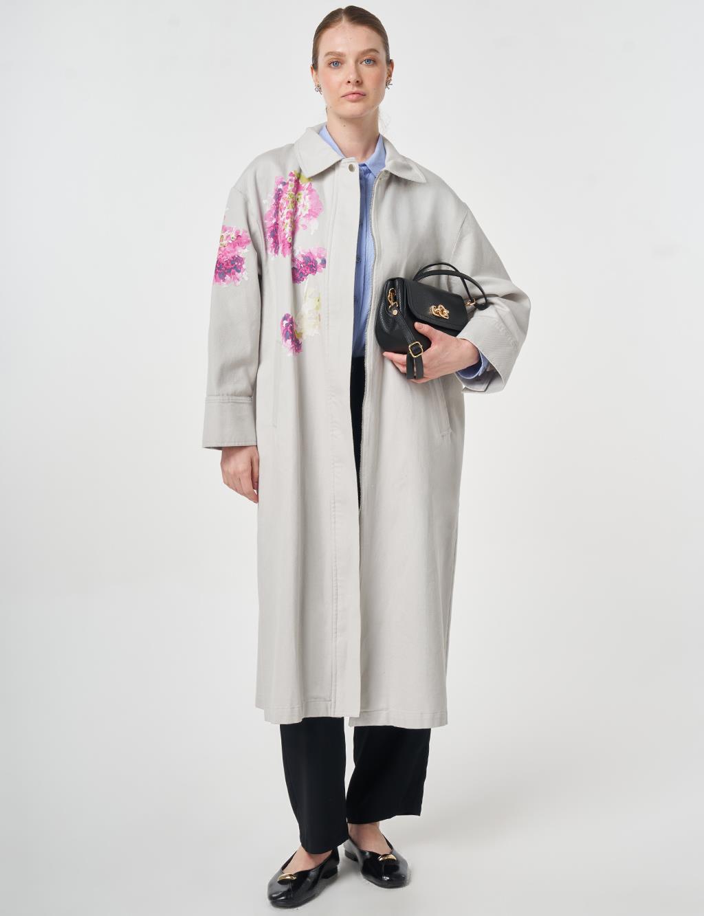 Floral Baskı Detaylı Kap Açık Gri 