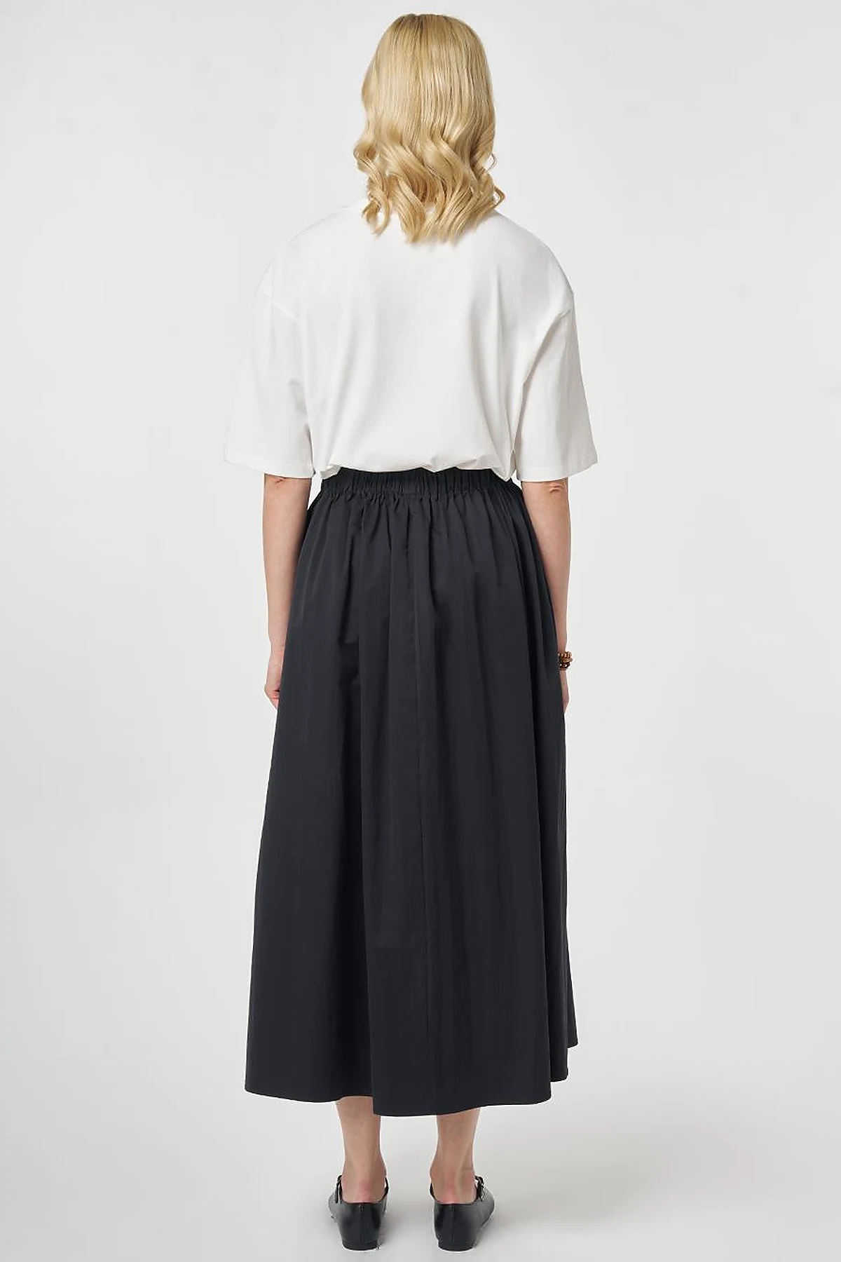 Pocket-Detailed A-Line Skirt Black