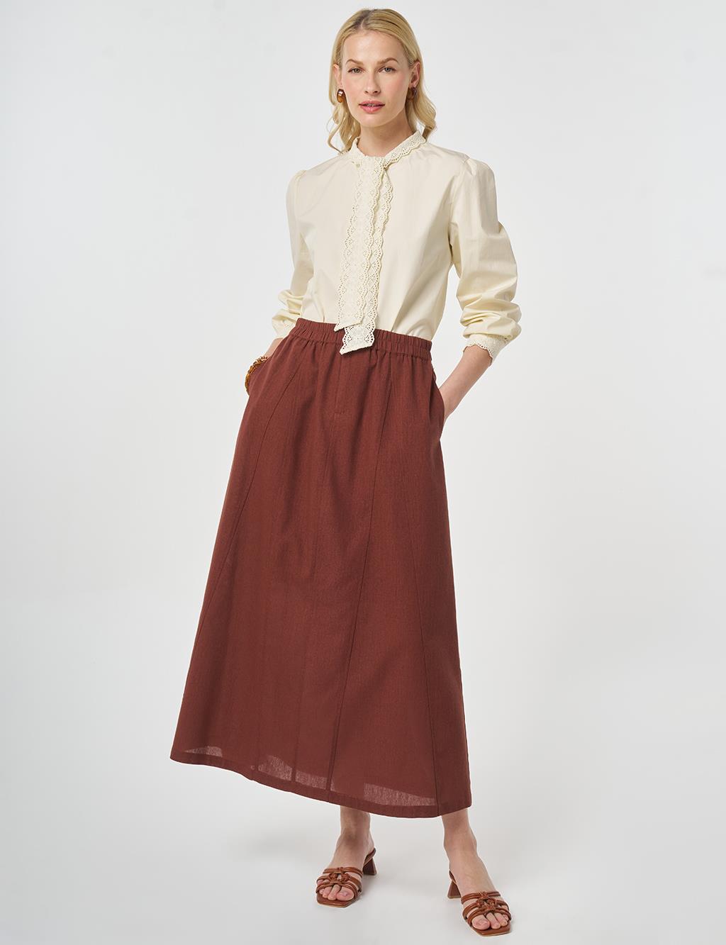 Piece Stitched Bell Skirt Reddish Brown