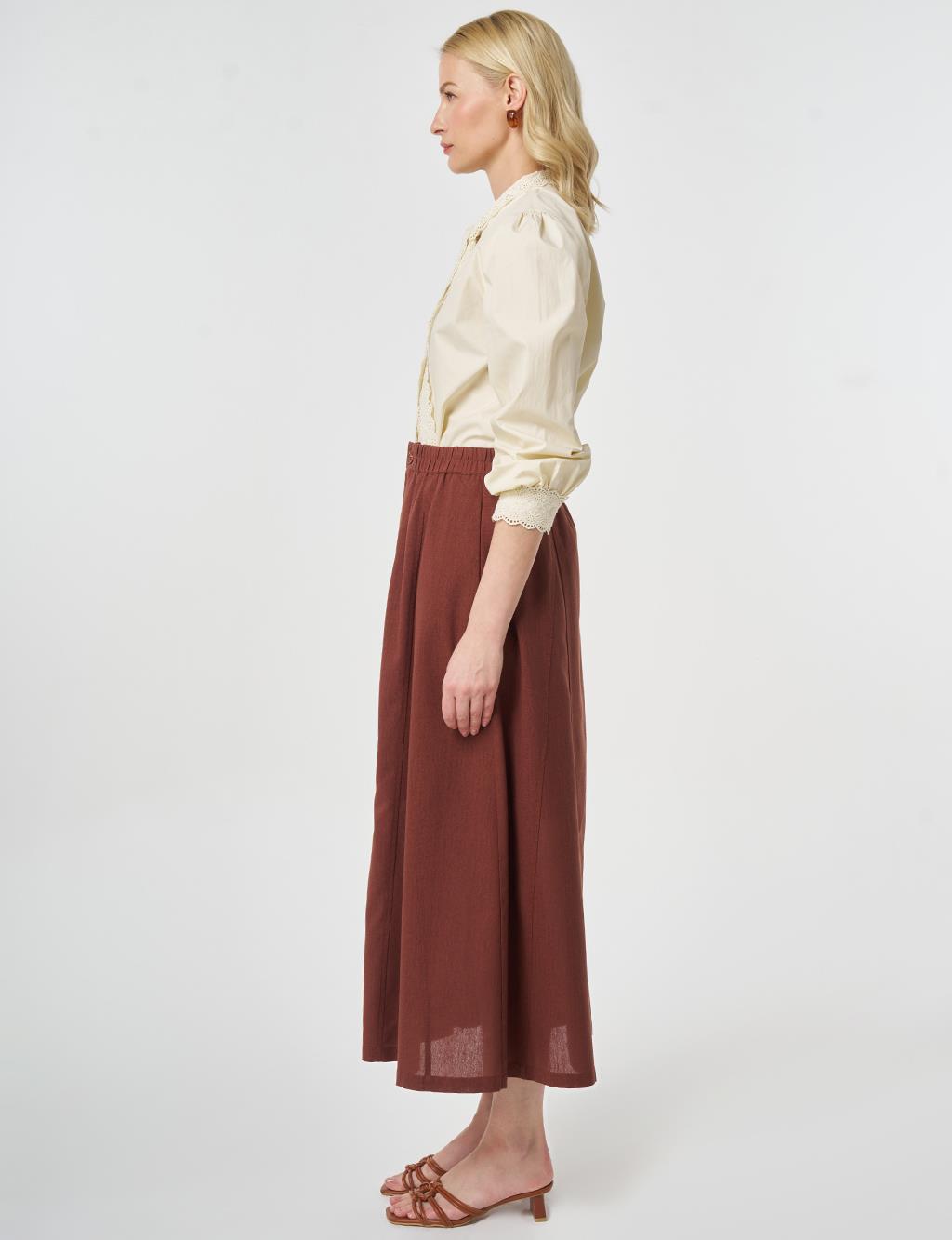 Piece Stitched Bell Skirt Reddish Brown