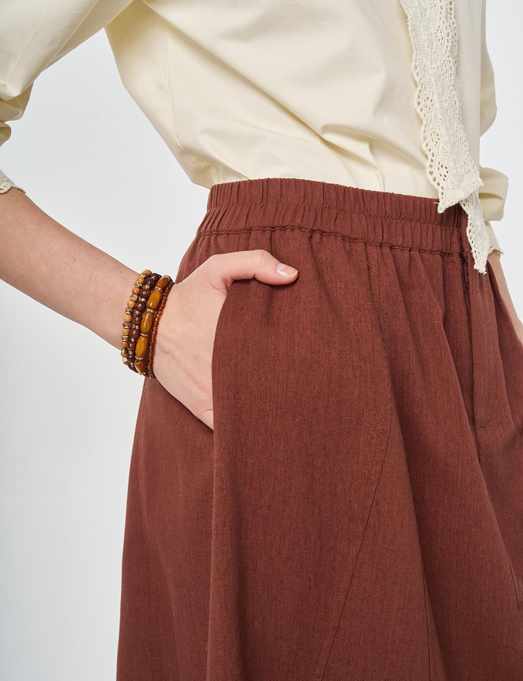 Piece Stitched Bell Skirt Reddish Brown