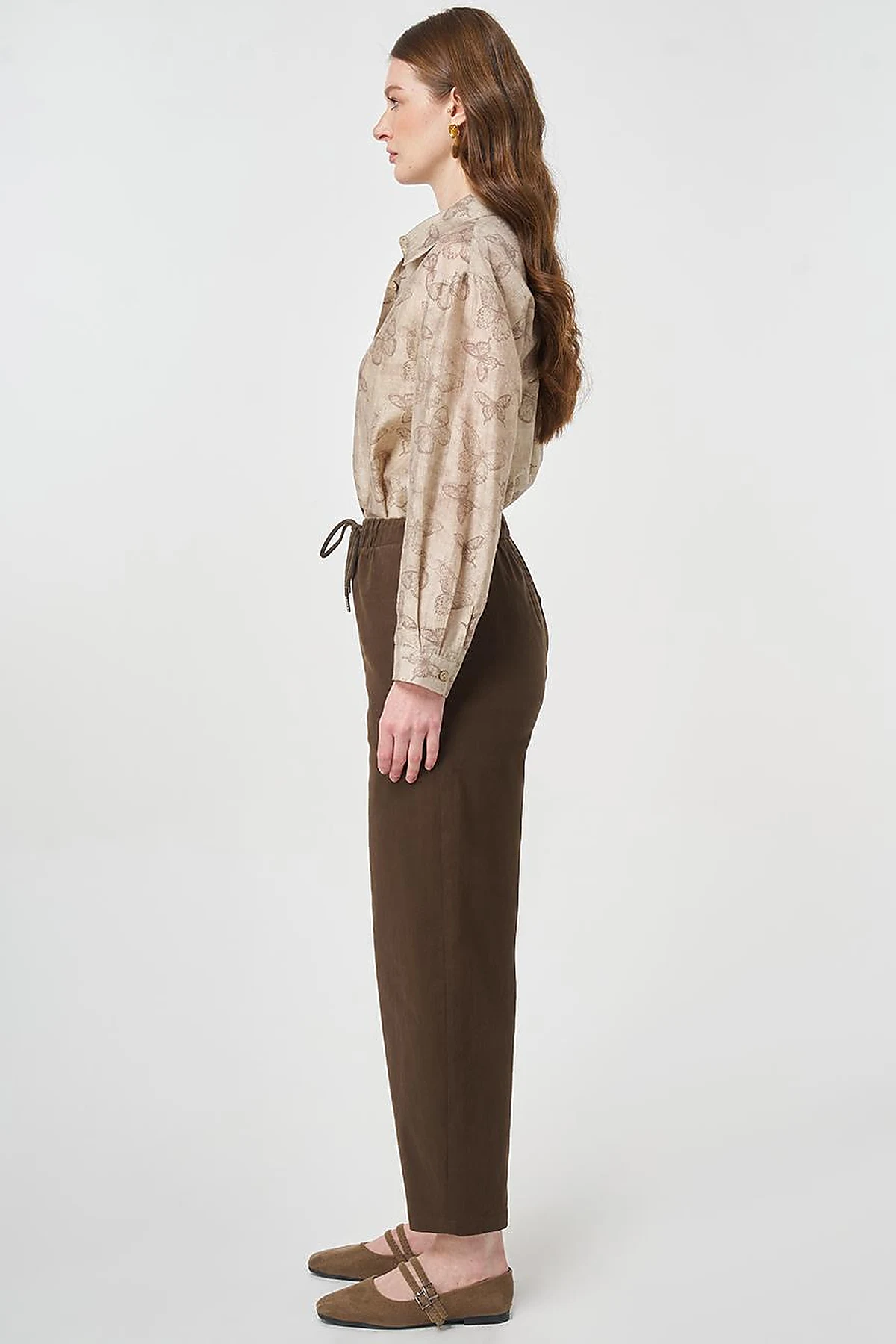 Elastic Waist Carrot Cut Trousers Chocolate