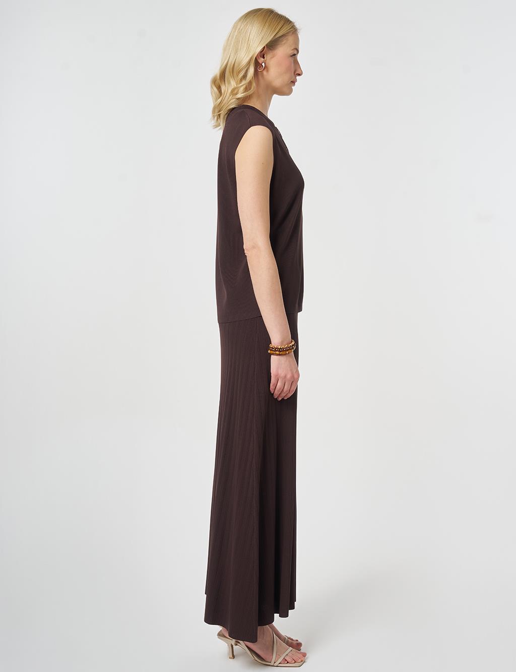 Knitted Skirt Set Dark Brown