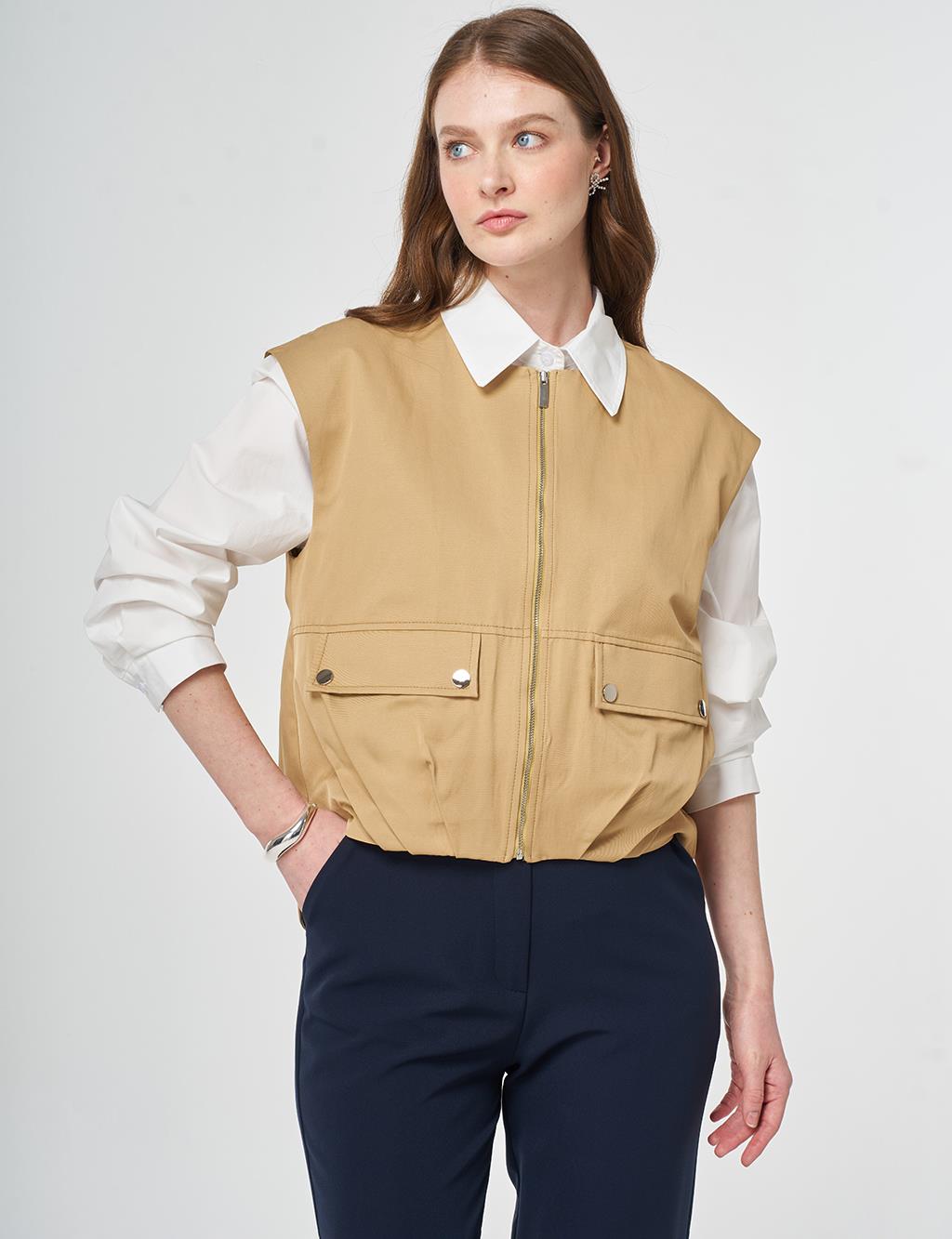 Zipper Closure Short Vest, Beige