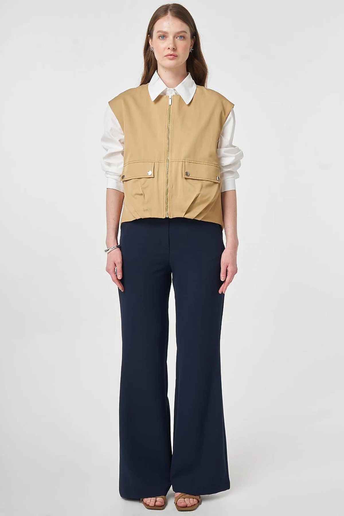 Zipper Closure Short Vest, Beige