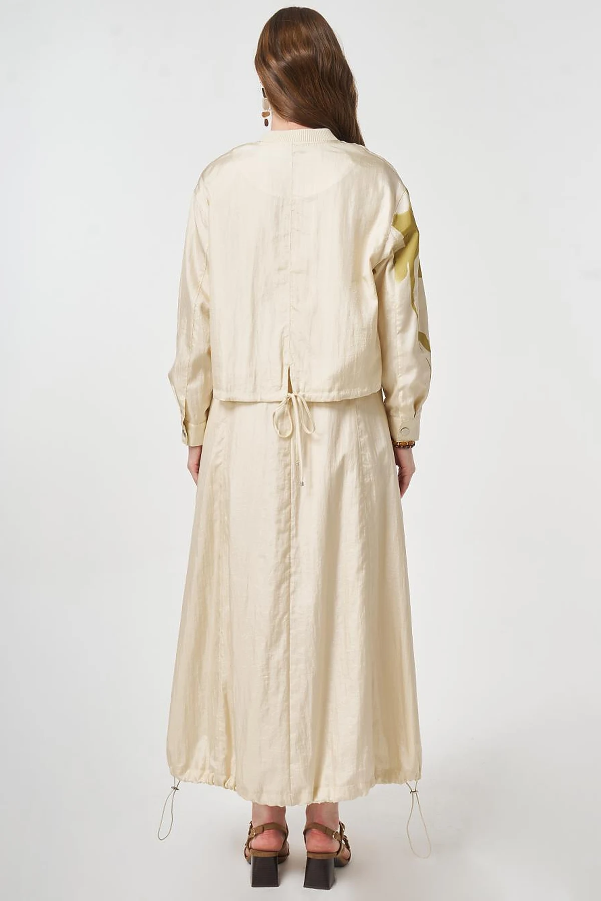 Flap Pocket Two-Piece Set Cream