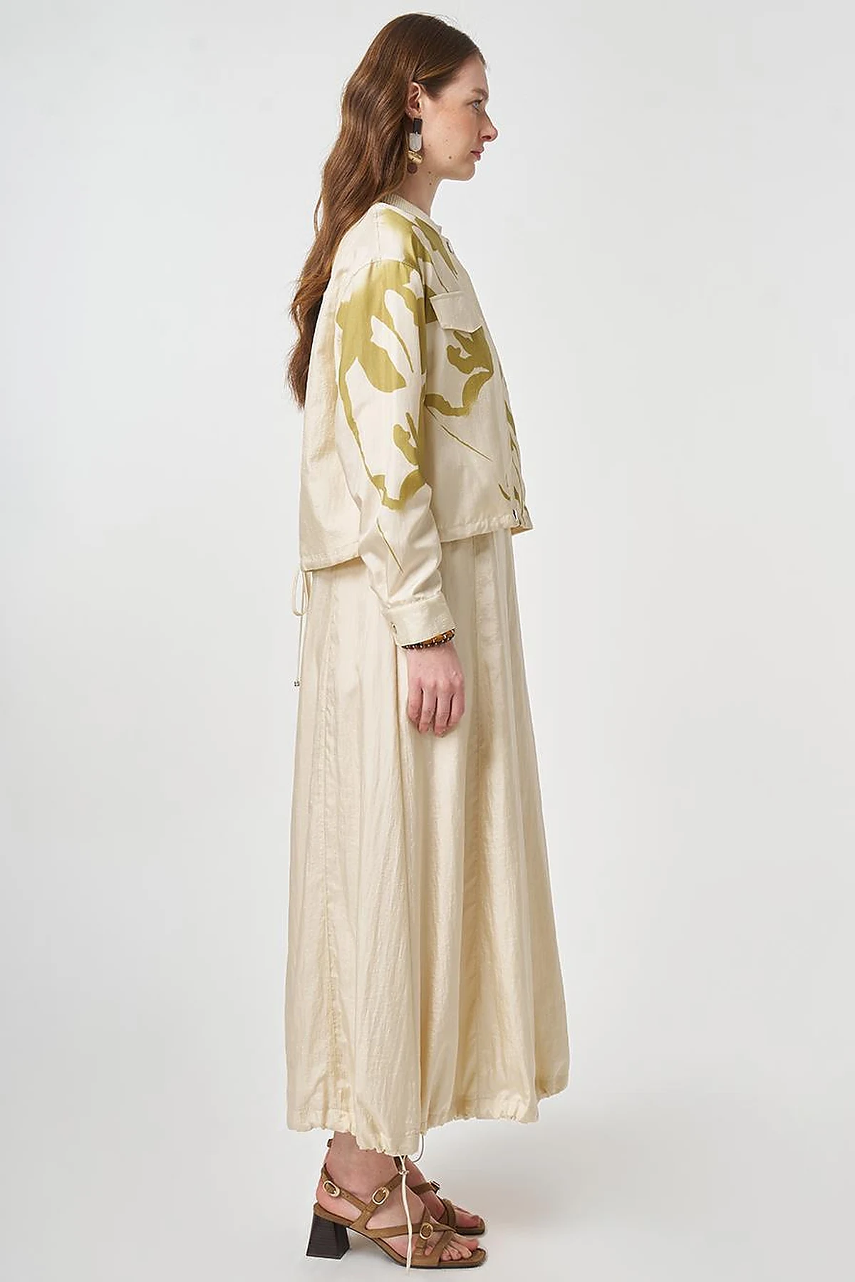 Flap Pocket Two-Piece Set Cream