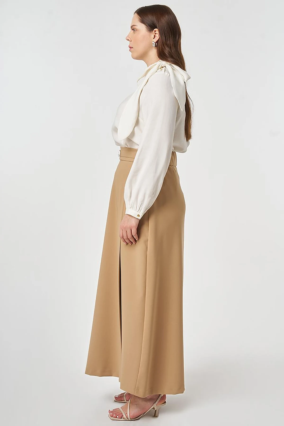 Buckle-Detail Flared Skirt Beige