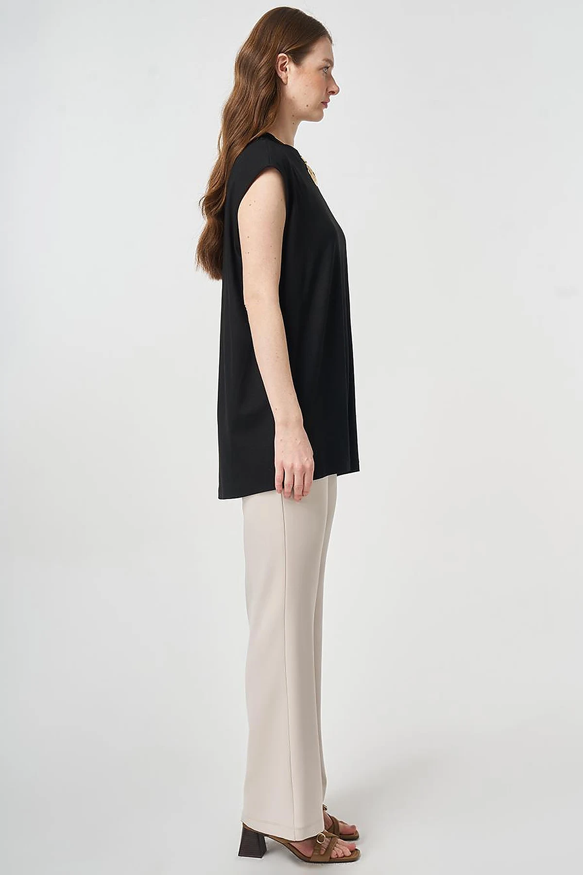 Sleeveless Knitted Blouse Black