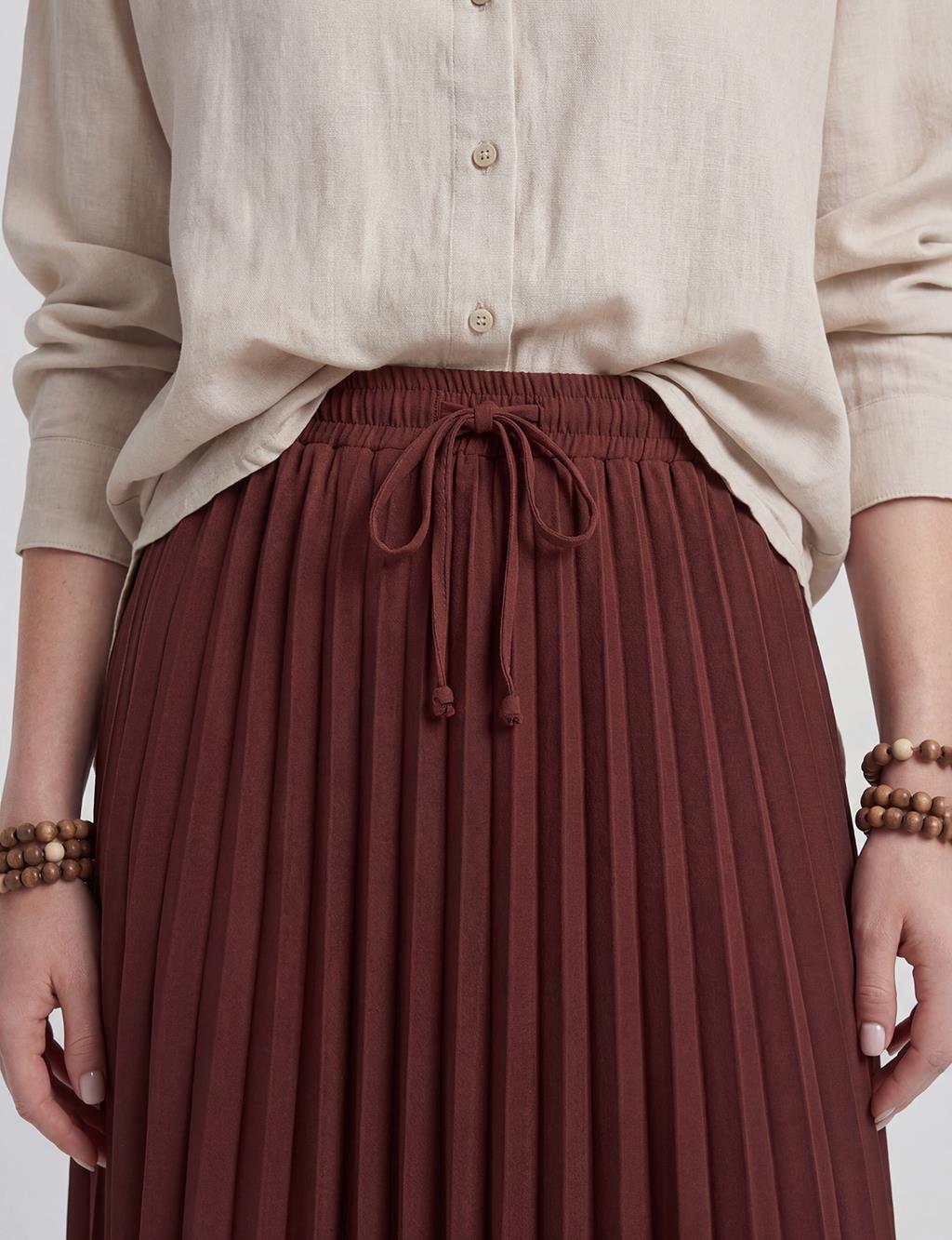 Pleated Skirt Chocolate
