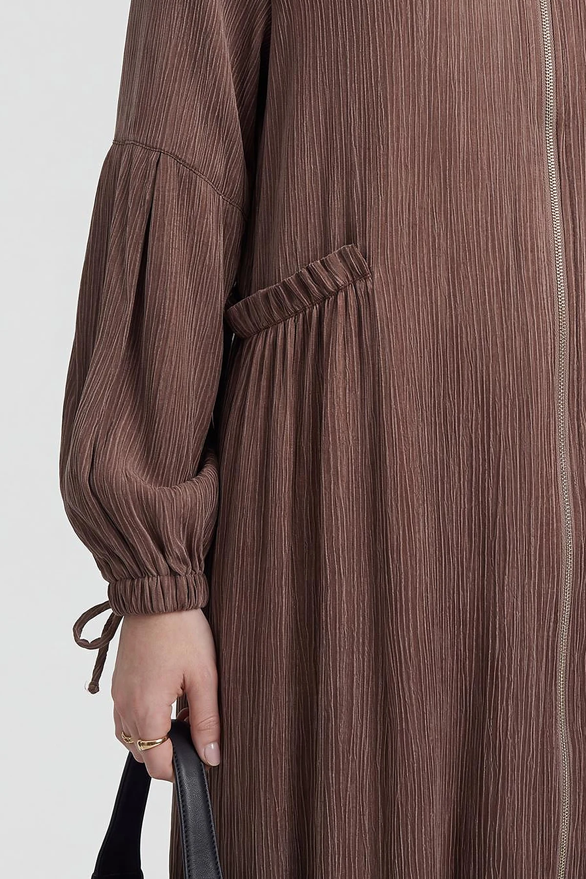 Ruffle-Detail Lyocell Viscose Throw-On Chocolate