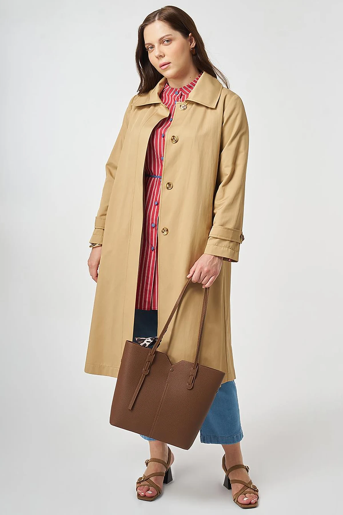 Wide Collar Trench Coat Beige