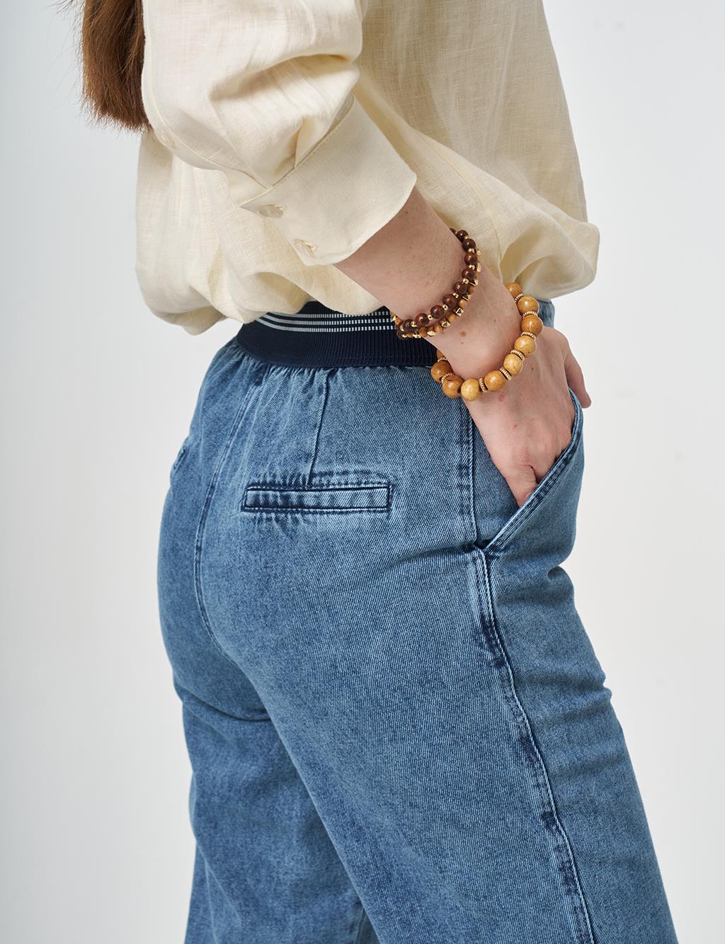 Elastic-Waist Carrot-Fit Denim Trousers Blue 
