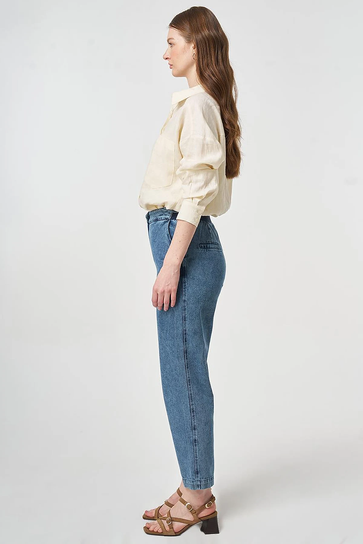Elastic-Waist Carrot-Fit Denim Trousers Blue 