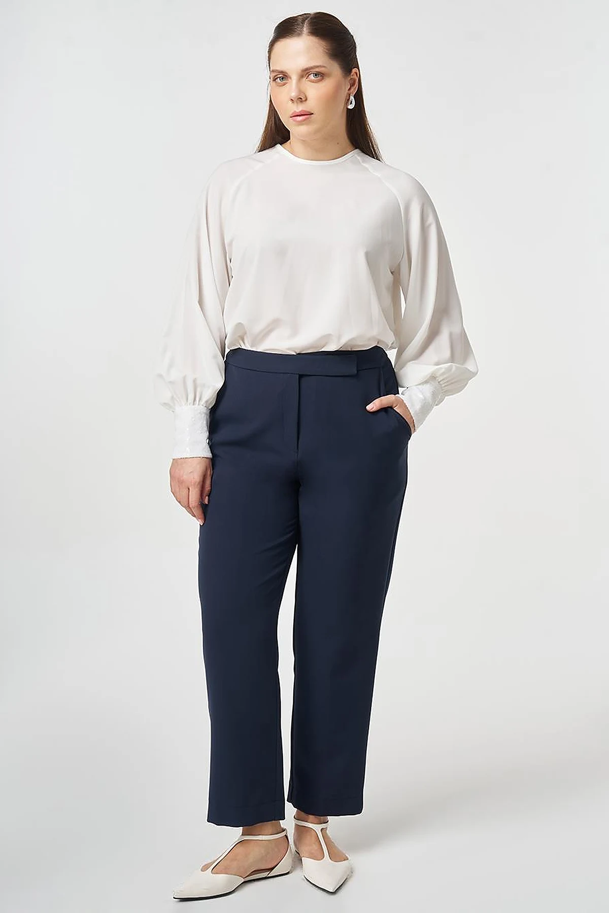 Carrot Cut Pants Dark Navy