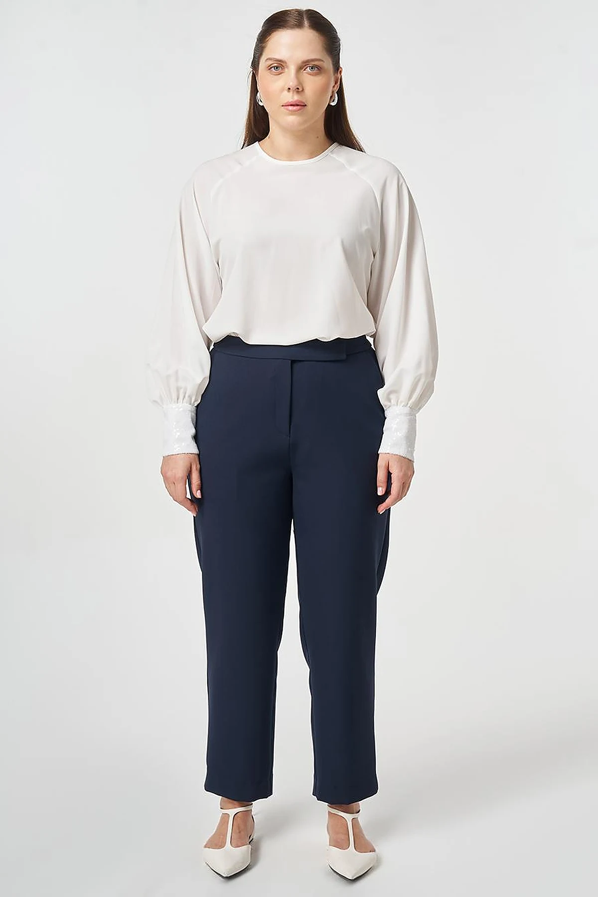 Carrot Cut Pants Dark Navy