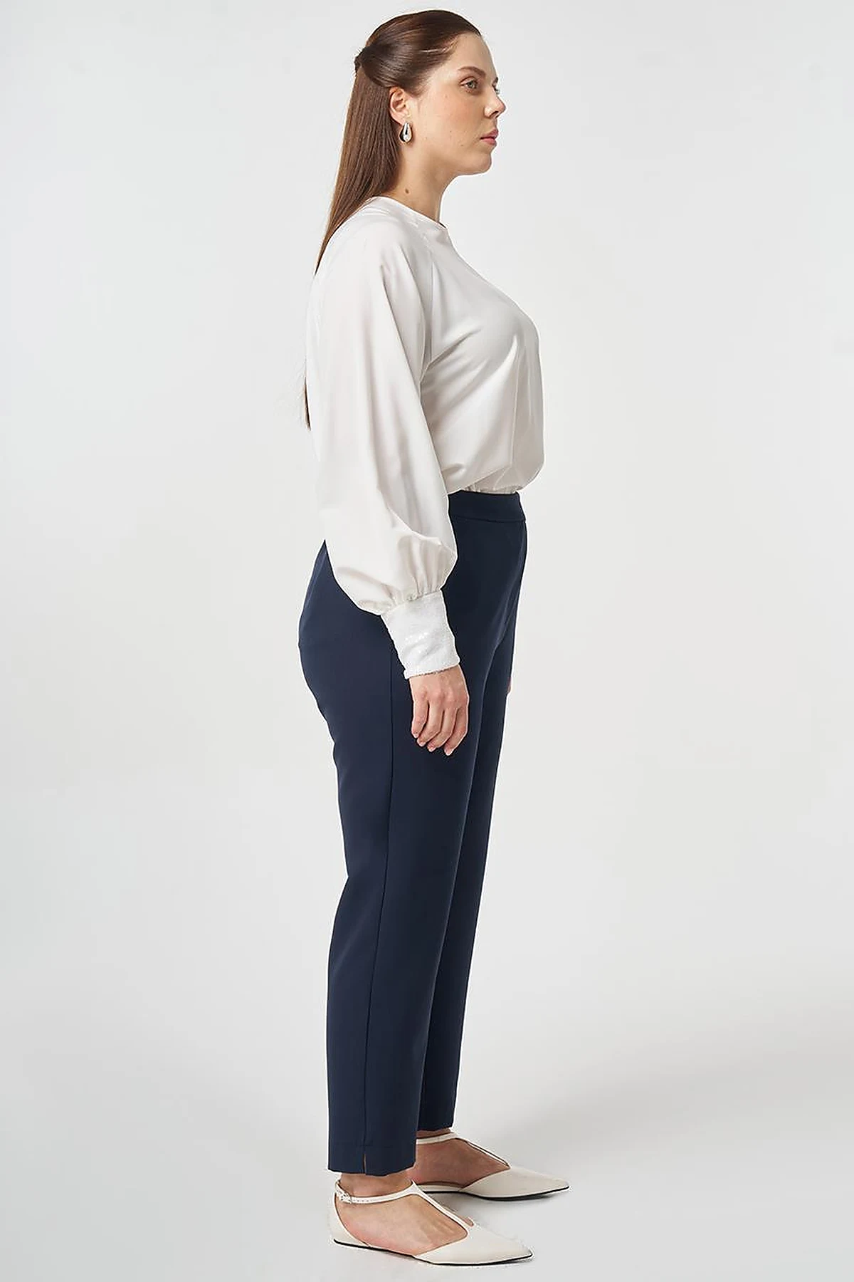 Carrot Cut Pants Dark Navy