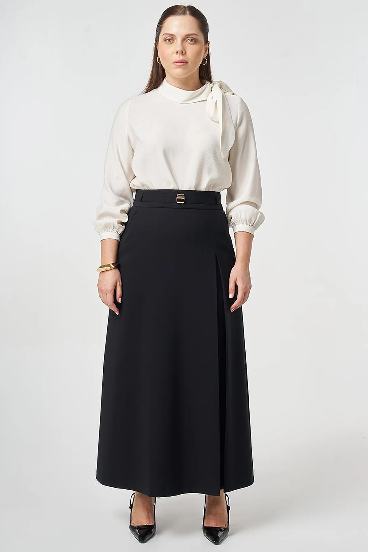 Buckle Detail Flared Skirt Black