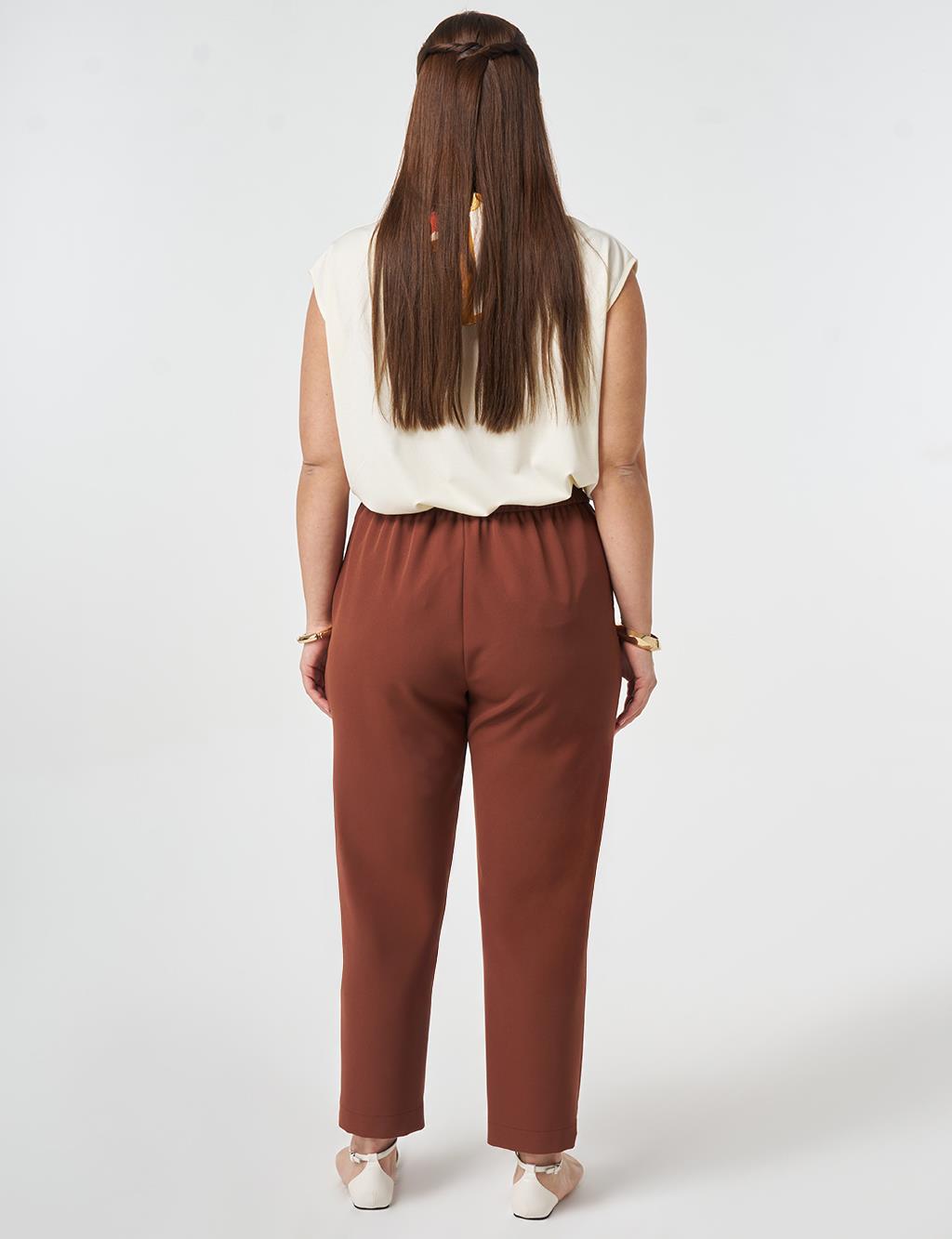 Carrot Cut Trousers Dark Brown