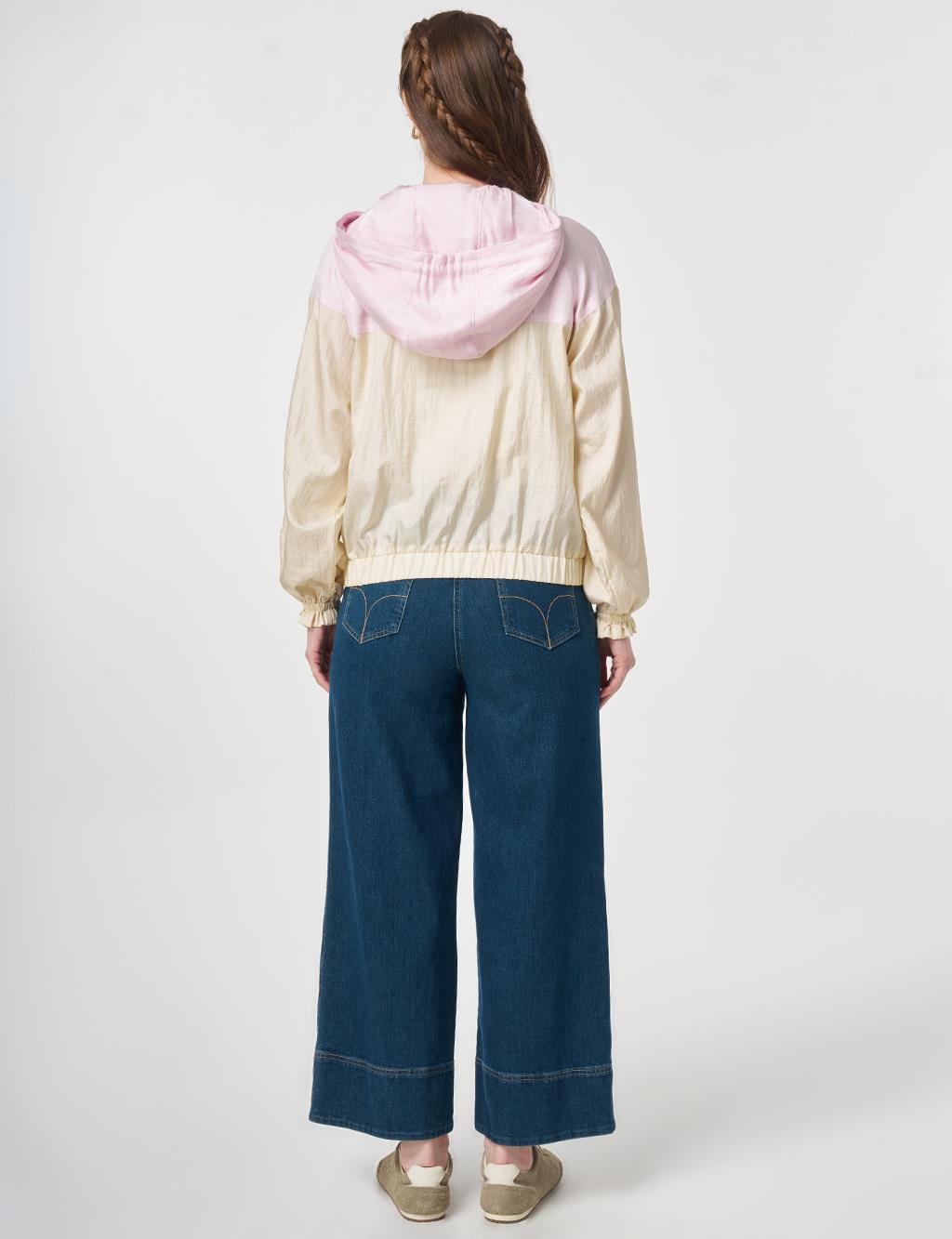 Color Block Hooded Jacket Cream