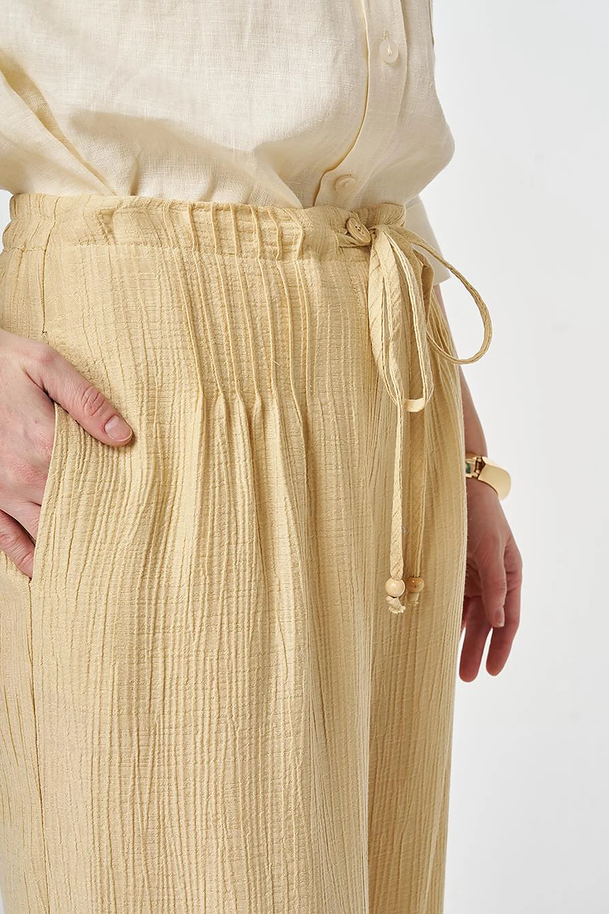 Wide Leg Crinkle Trousers Light Yellow