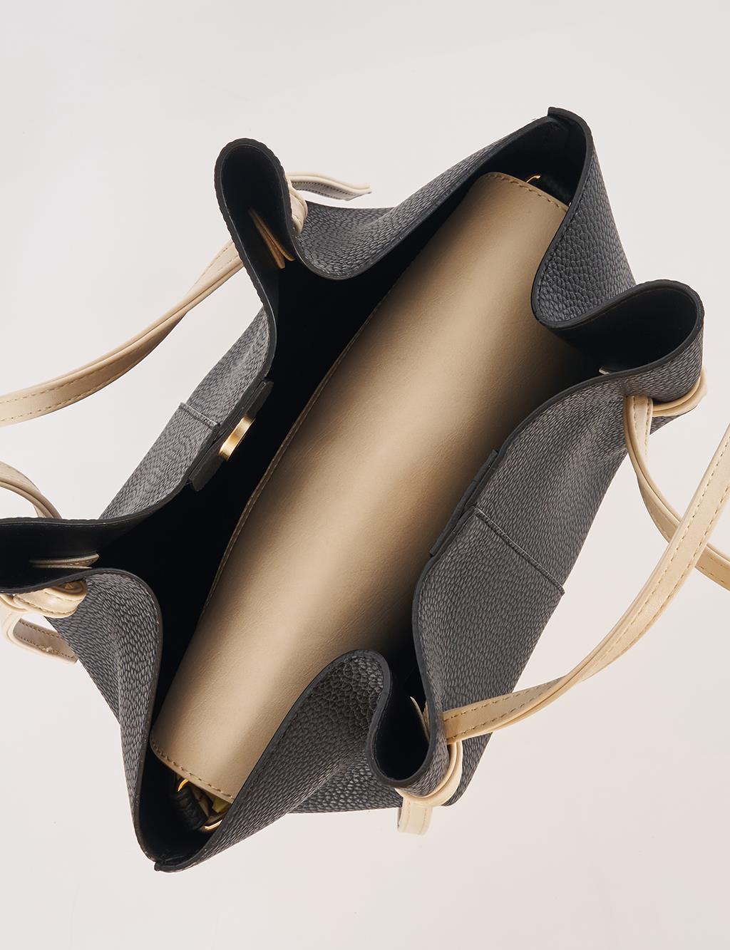 Shoulder Bag with Pouches Black