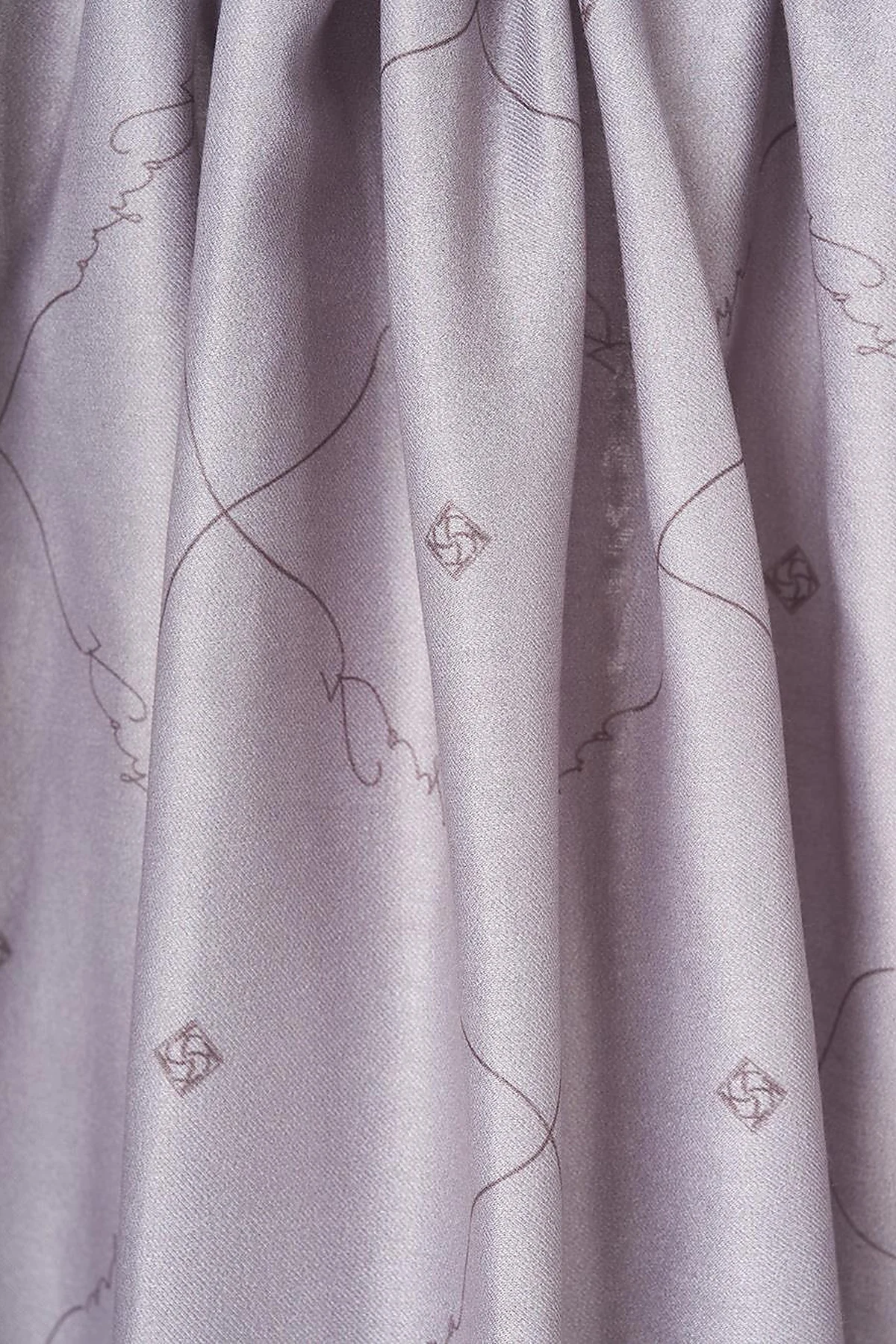 Signature Figurine Monogram Shawl Anthracite