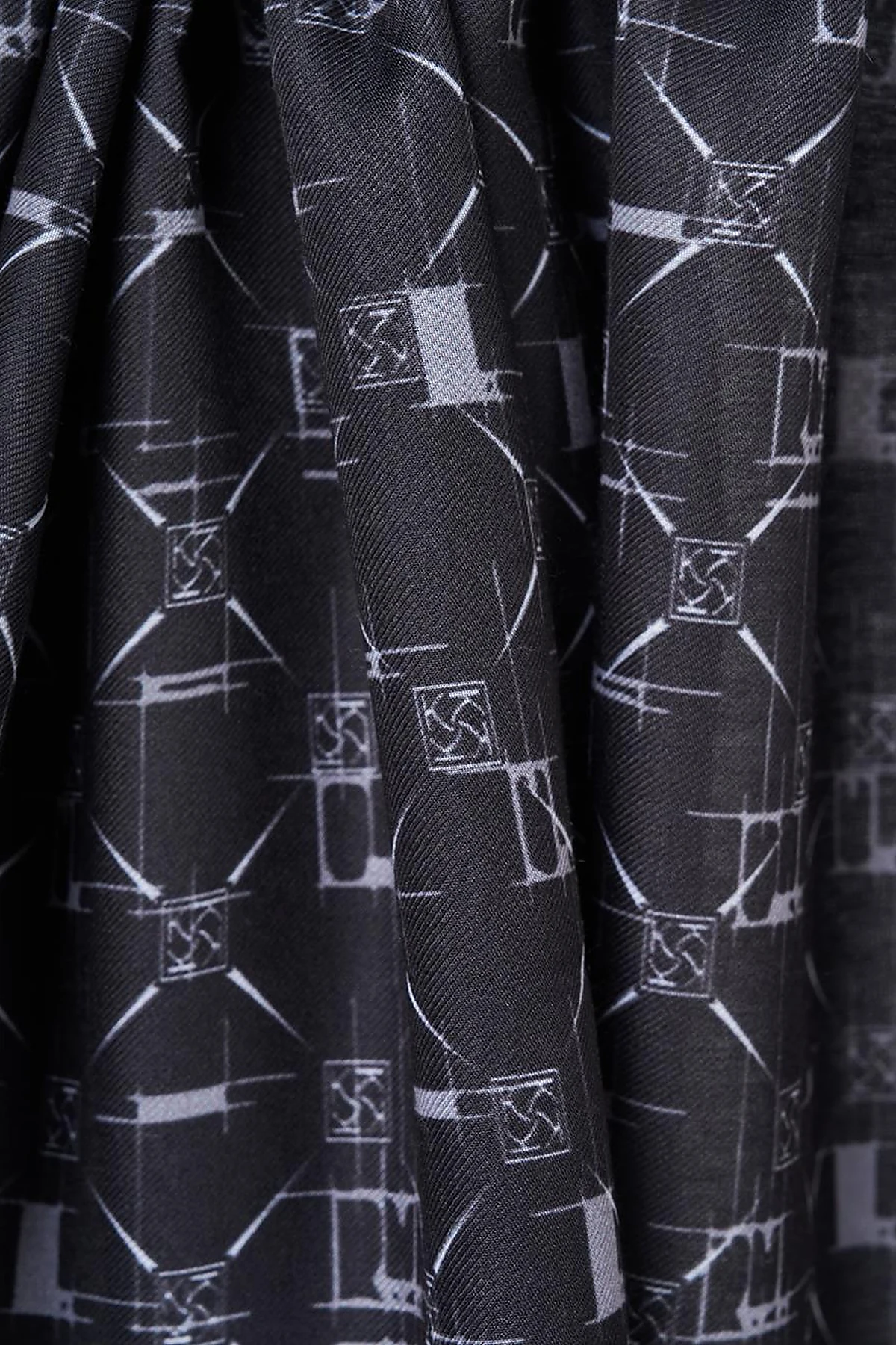 Monogram Patterned Shawl Black