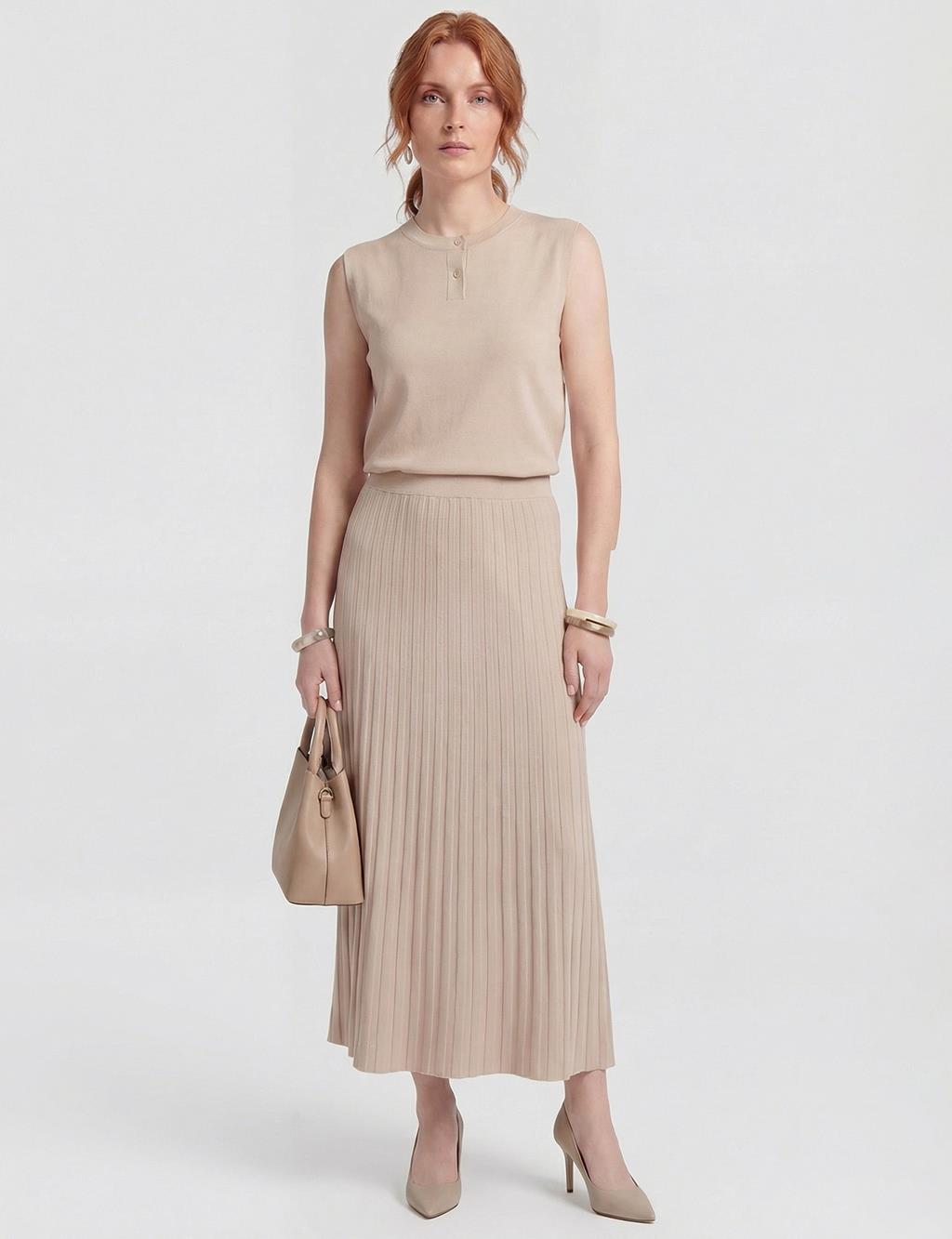 Knitted Skirt Set Stone