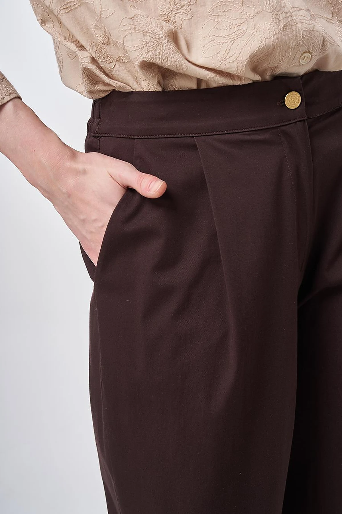 Pleated Wide Leg Trousers Dark Brown