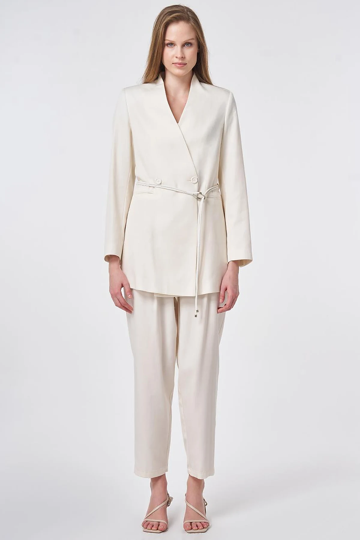 Rope Belt Detail Cotton-Lyocell Two-Piece Set – Cream