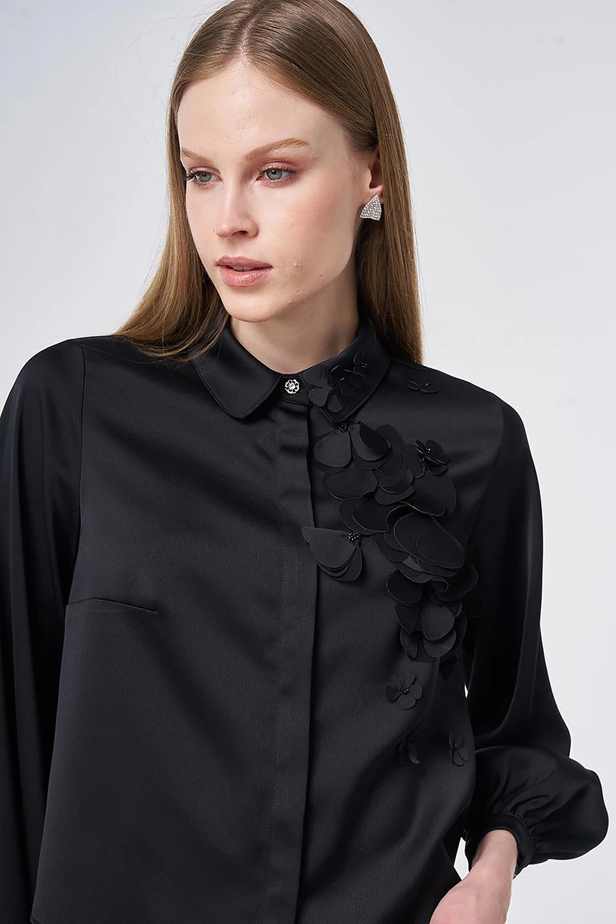 Floral Appliqué Satin Two-Piece Set Black