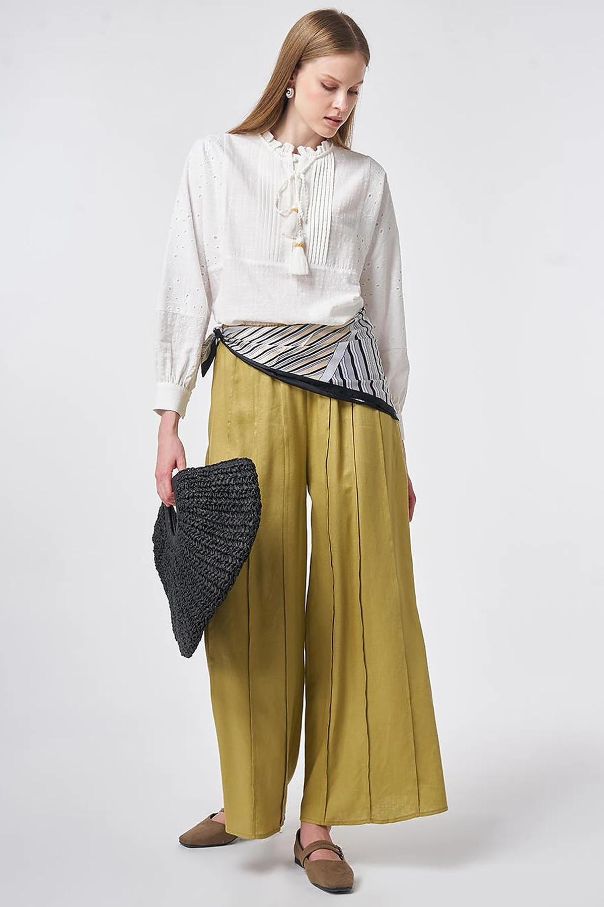 Panel-Stitched Linen Lyocell Trousers Olive Green