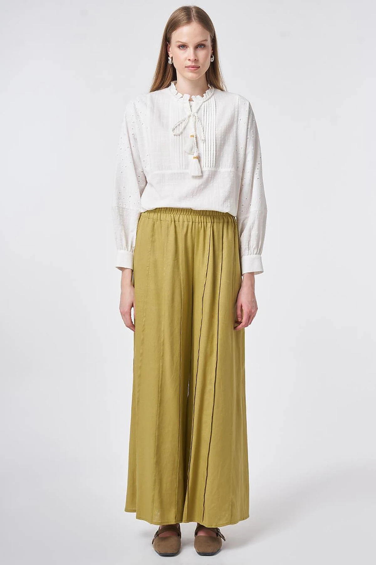 Panel-Stitched Linen Lyocell Trousers Olive Green