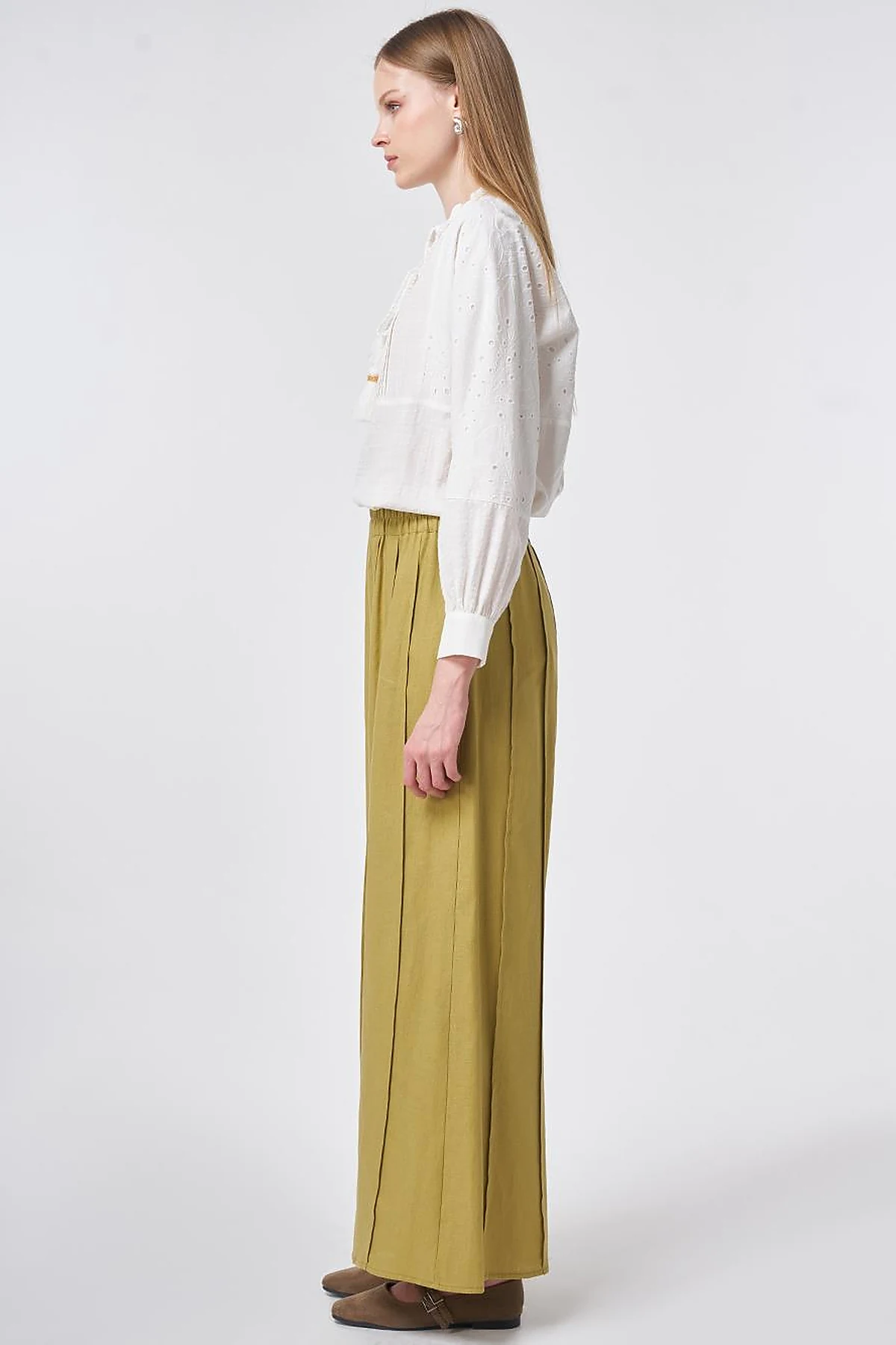 Panel-Stitched Linen Lyocell Trousers Olive Green