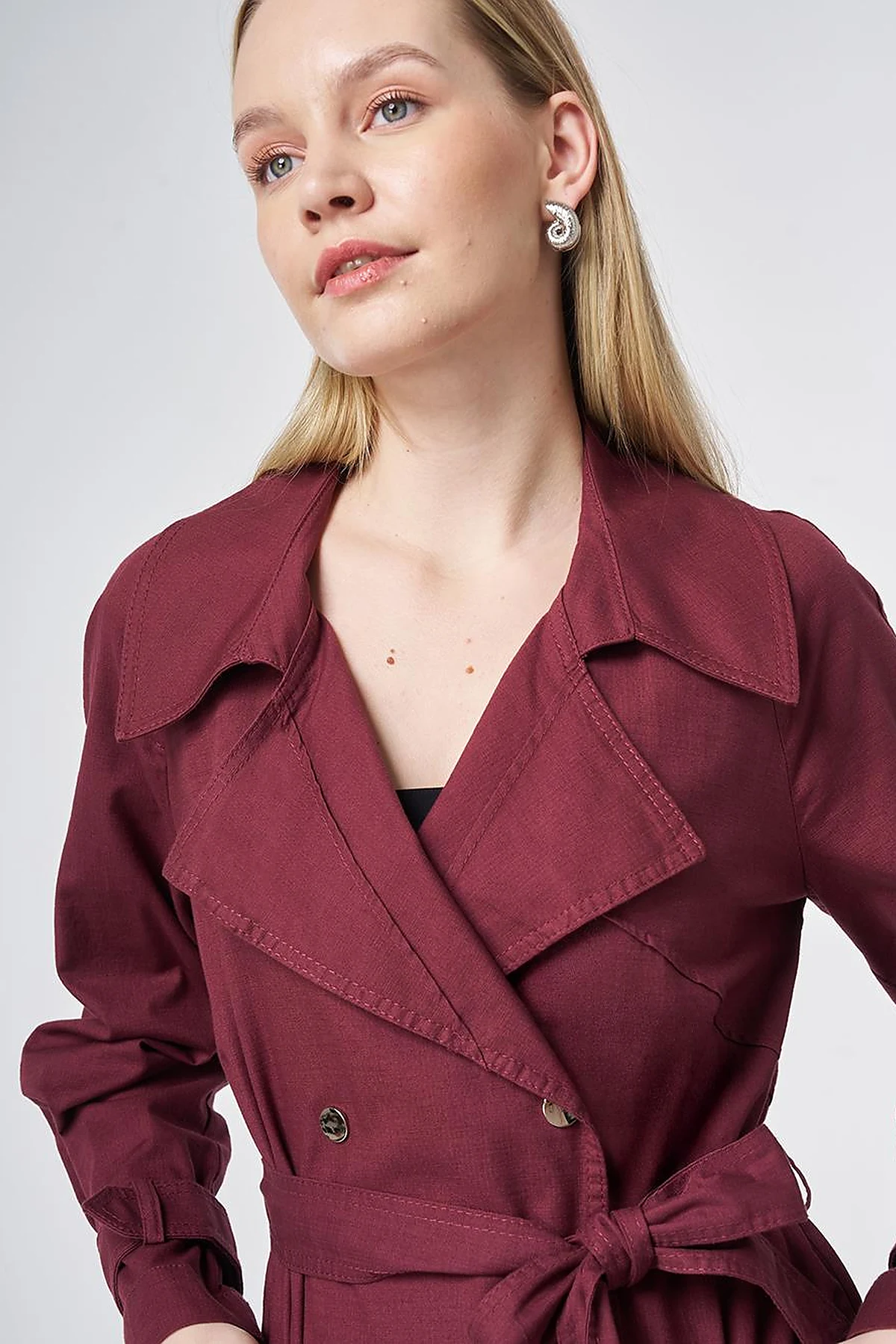 Stitch-Detail Trench Coat – Burgundy