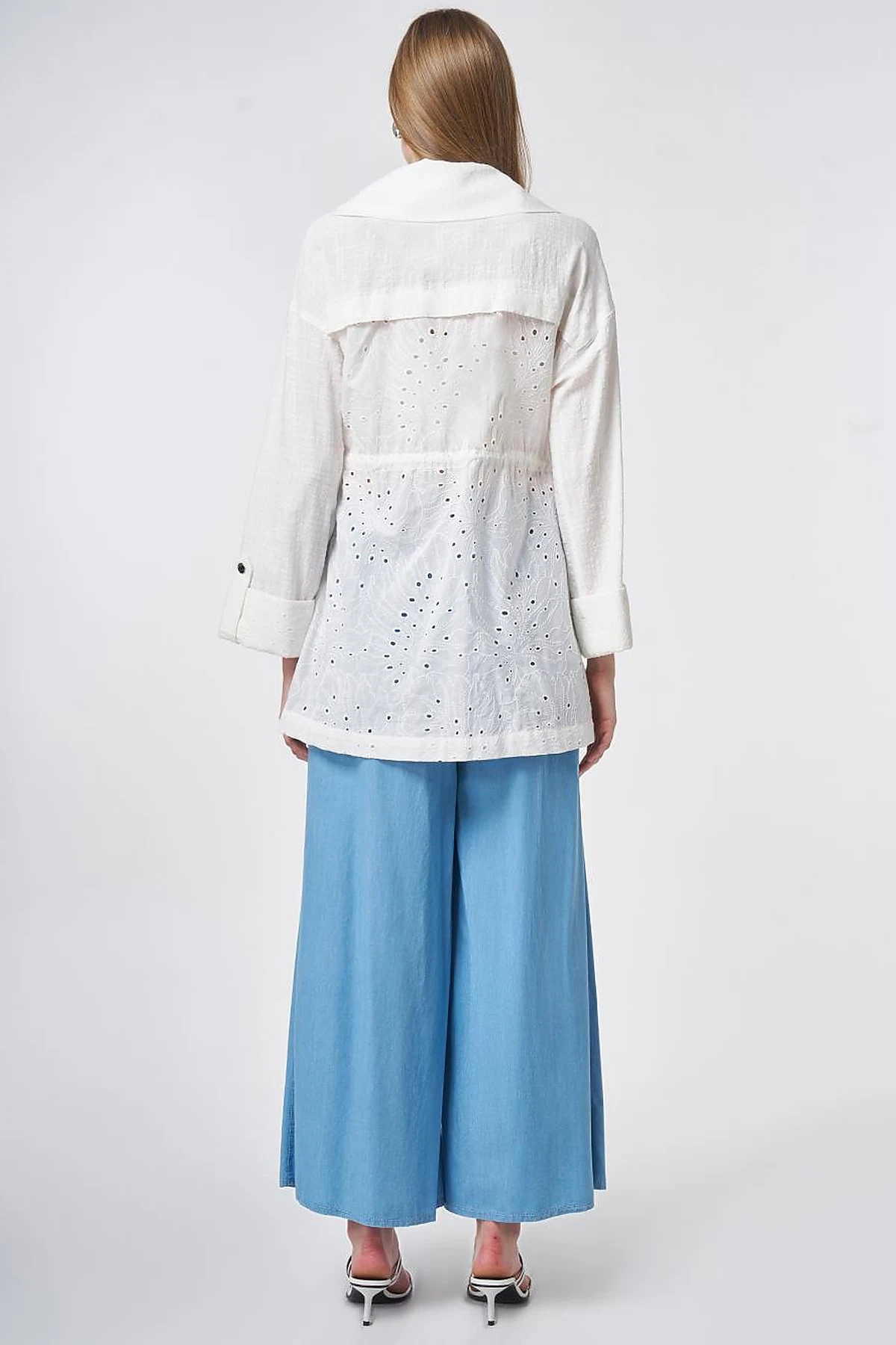 Pocket Detailed Broderie Trim Coat – Off White