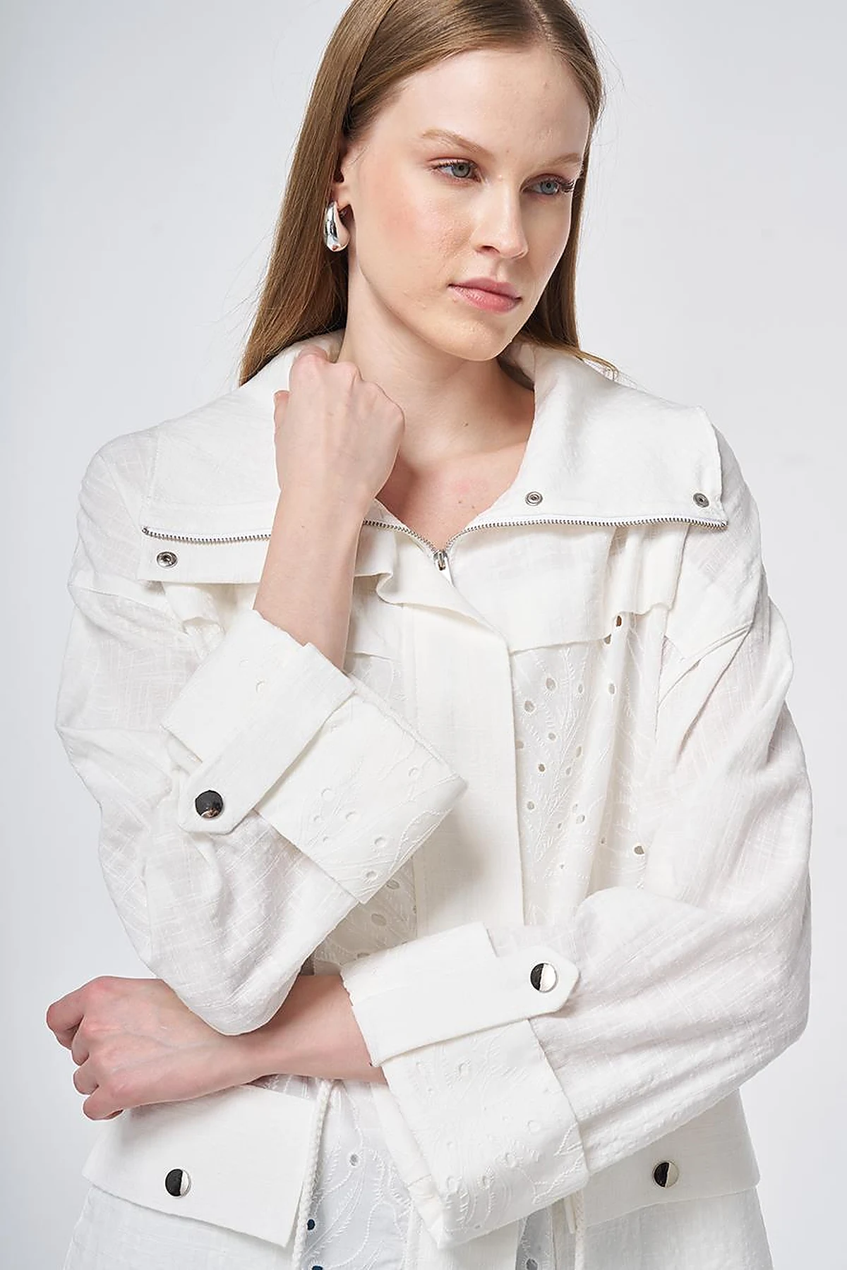 Pocket Detailed Broderie Trim Coat – Off White