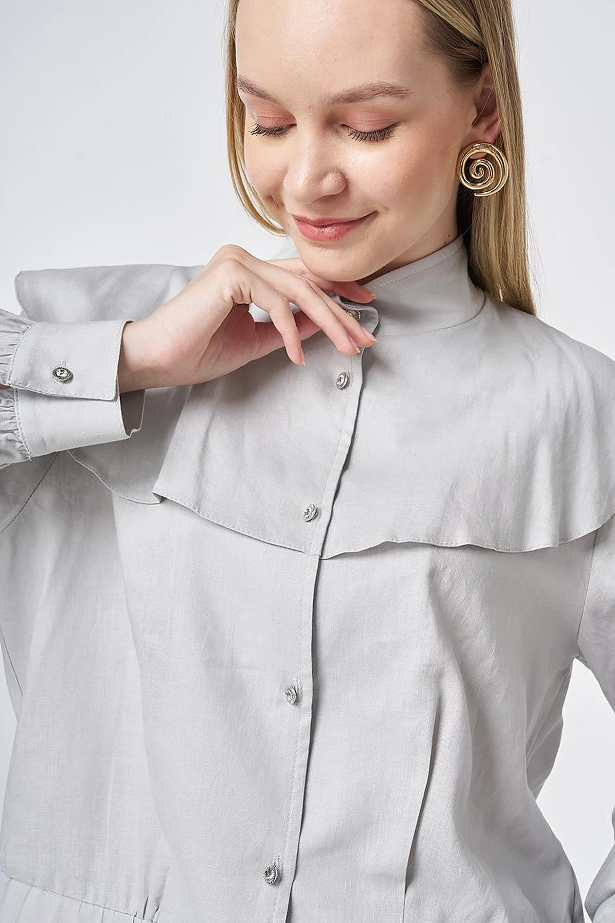 Ruffled Collar Cropped Jacket Light Grey