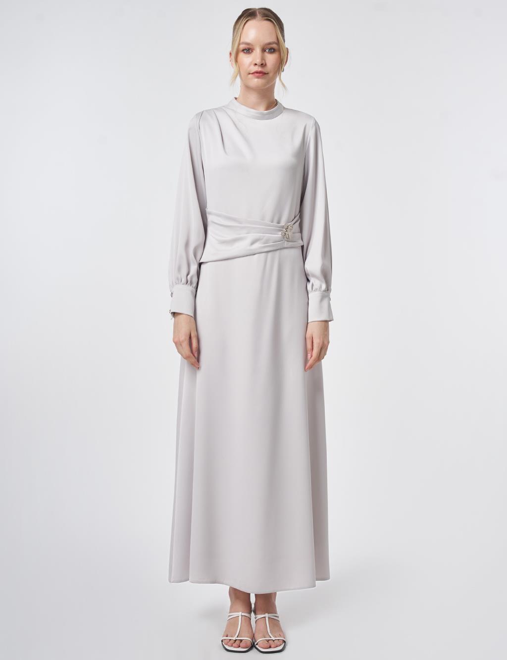 Drapeli Saten Elbise Açık Gri 